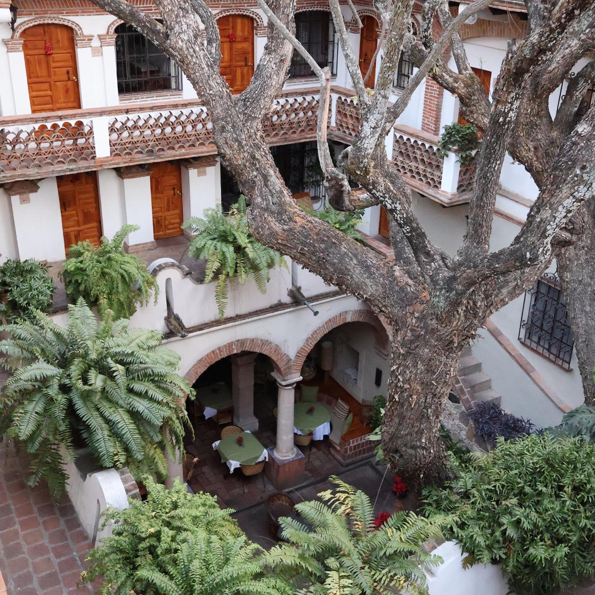 Hotel Los Arcos Taxco de Alarcon Exterior photo