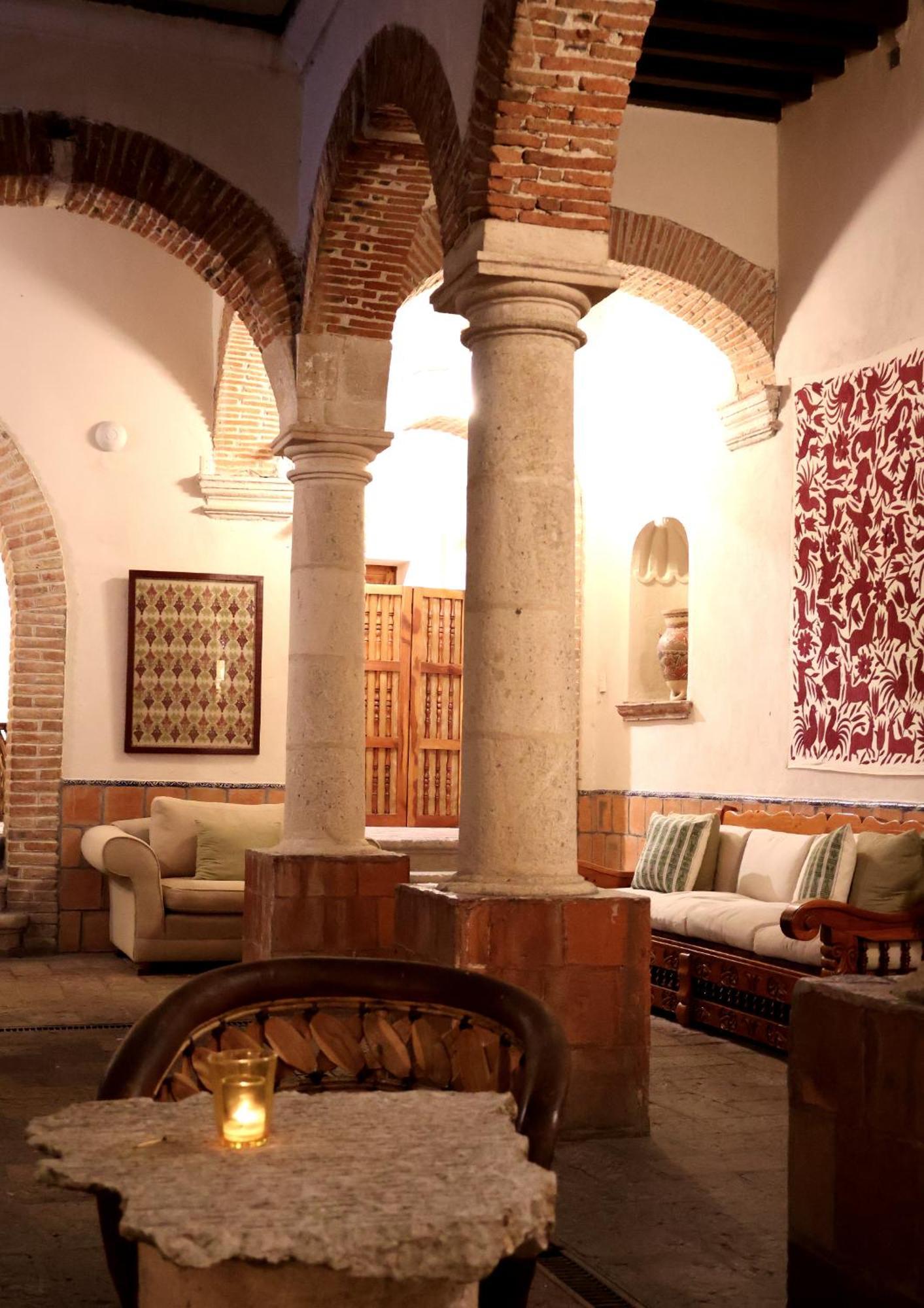 Hotel Los Arcos Taxco de Alarcon Exterior photo
